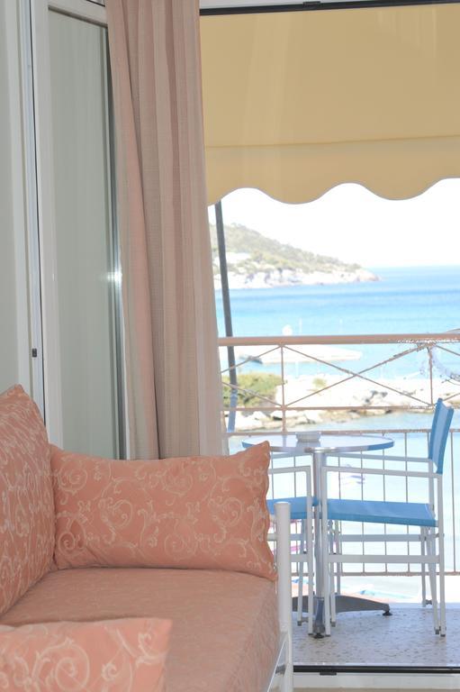 Acqua Marina - Άκουα Μαρίνα Hotel Ajía Marína Kültér fotó